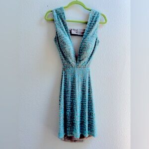 Embellish mini Torquise Size 4